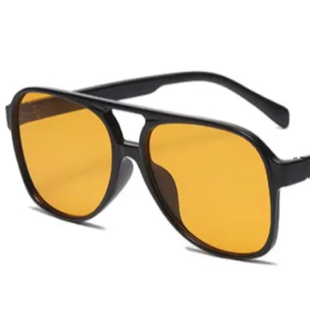 Black Aviator Sunglasses